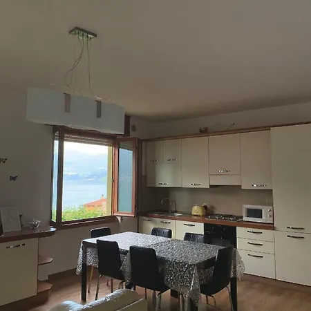Sosta Sul Nocleg ze śniadaniem Lezzeno