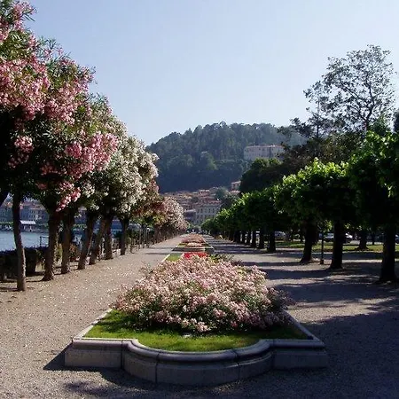 Bed & Breakfast B&B Sosta Sul Lago Lezzeno